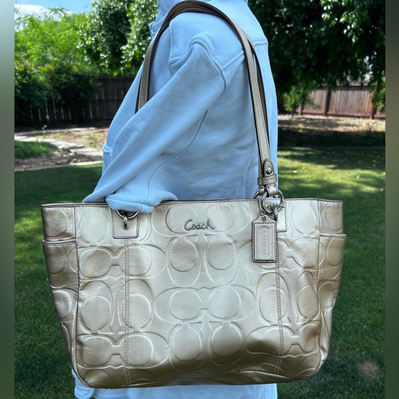 Coach East West F17730 Gallery Embossed Metallic Gold Leather Tote Handbag - Picture 1 of 13